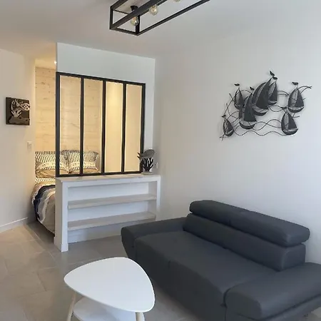 Tribord Apartment La Flotte Exterior photo