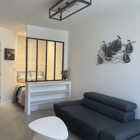 Tribord Apartment La Flotte Exterior photo