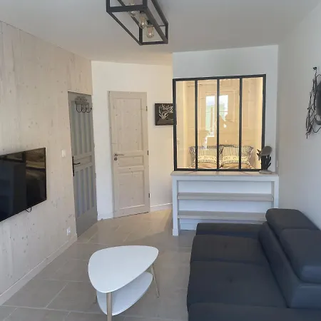 Tribord Apartment La Flotte Exterior photo